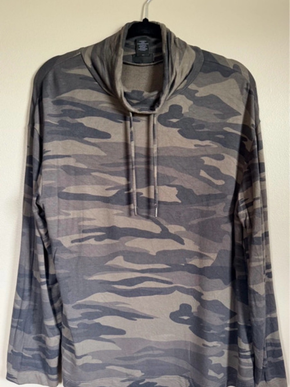 Tahari camo mock neck